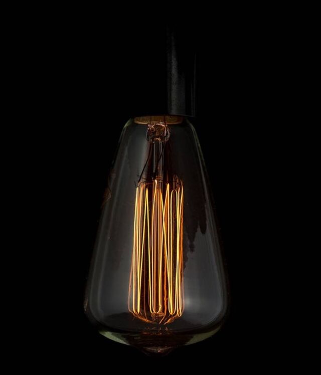 Vintage style filament bulb